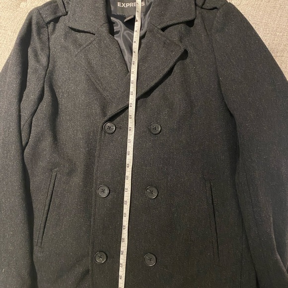 Express men’s winter coat - Picture 3 of 5